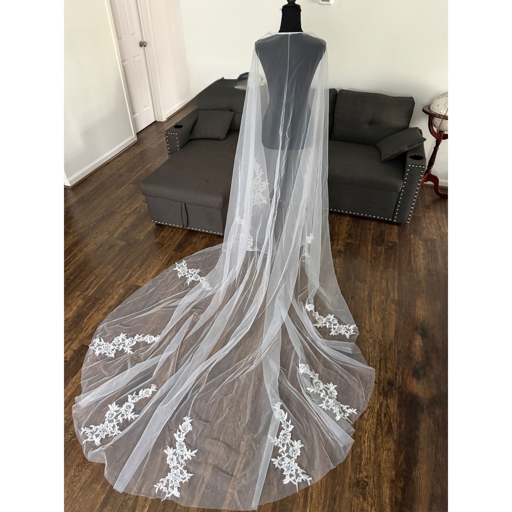 Cathedral Length veil‎ Floral Lace Appliqué Bridal Cape White Tulle 110" long - Picture 6 of 6